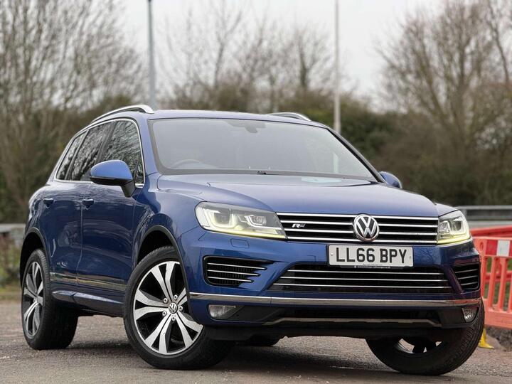 Volkswagen TOUAREG 3.0 TDI V6 BlueMotion Tech R-Line Tiptronic 4WD Euro 6 (s/s) 5dr