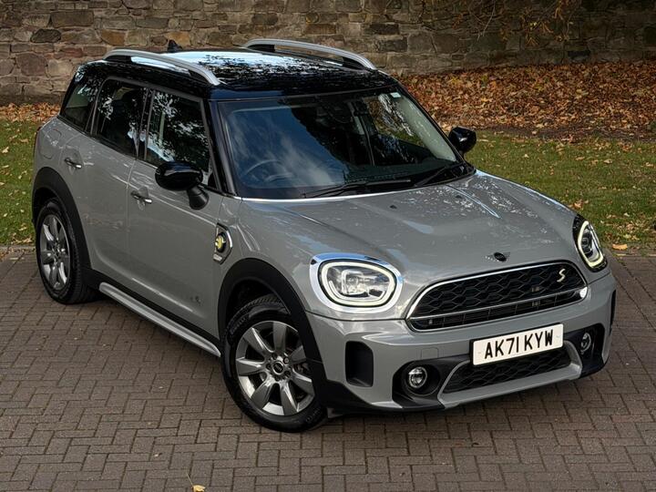 MINI Countryman 1.5 10kWh Cooper SE Classic Auto ALL4 Euro 6 (s/s) 5dr