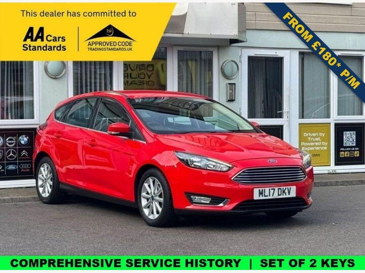 Ford FOCUS 1.0T EcoBoost Titanium Auto Euro 6 (s/s) 5dr