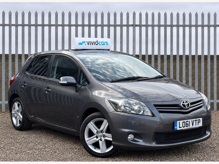 Toyota Auris 1.6 V-Matic SR Euro 5 5dr