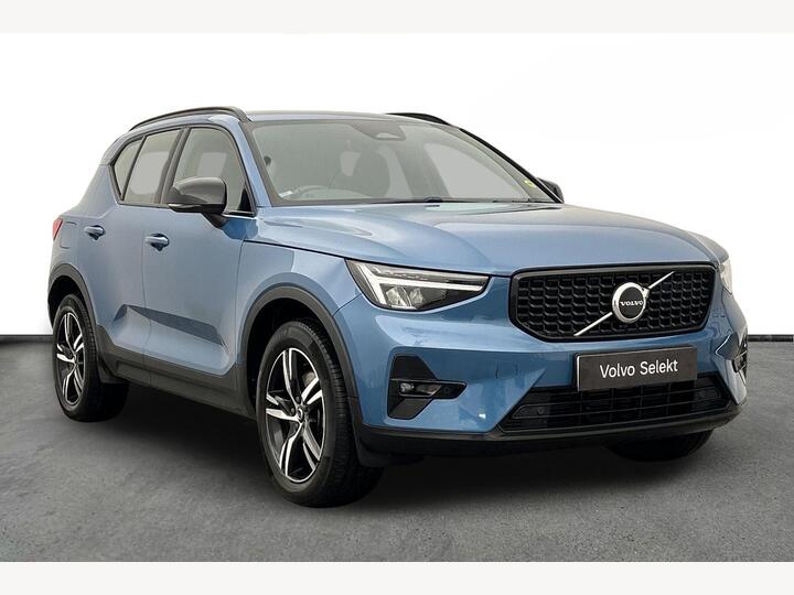 Volvo XC40 2.0 B4 MHEV Plus DCT Auto AWD Euro 6 (s/s) 5dr