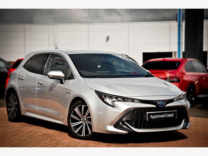 Toyota Corolla 1.8 VVT-h Design CVT Euro 6 (s/s) 5dr