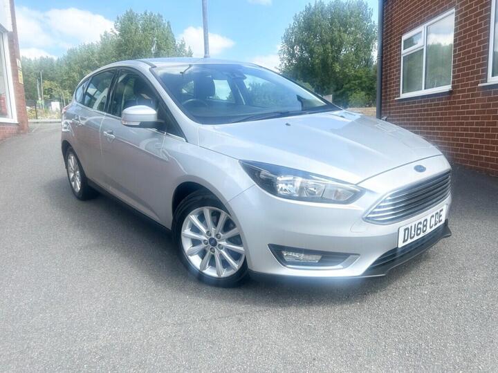 Ford FOCUS 1.0T EcoBoost Titanium Euro 6 (s/s) 5dr