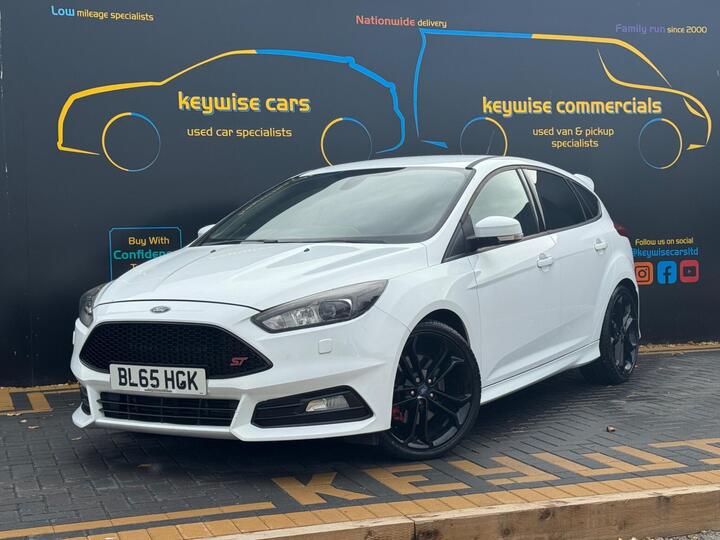 Ford Focus 2.0T EcoBoost ST-3 Euro 6 (s/s) 5dr