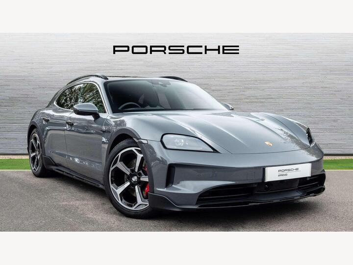 Porsche Taycan Performance Plus 105kWh 4S Cross Turismo Auto 4WD 5dr (11kW Charger) Porsche Taycan Performance Plus 105kWh 4S Cross Turismo Auto 4WD 5dr (11kW Charger)