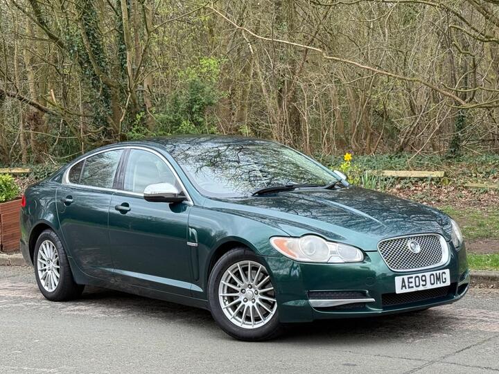 Jaguar XF 2.7d V6 Luxury Auto Euro 4 4dr