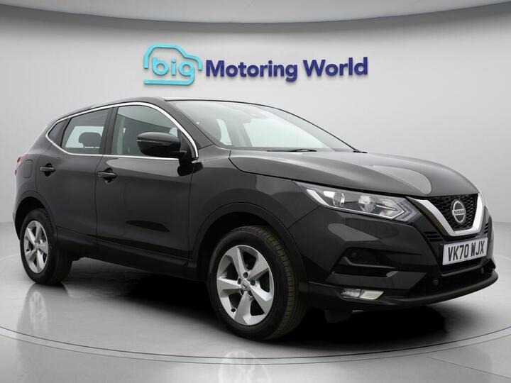 Nissan Qashqai 1.3 DIG-T Acenta Premium Euro 6 (s/s) 5dr