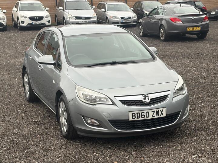 Vauxhall Astra 1.6 16v Exclusiv Euro 5 5dr
