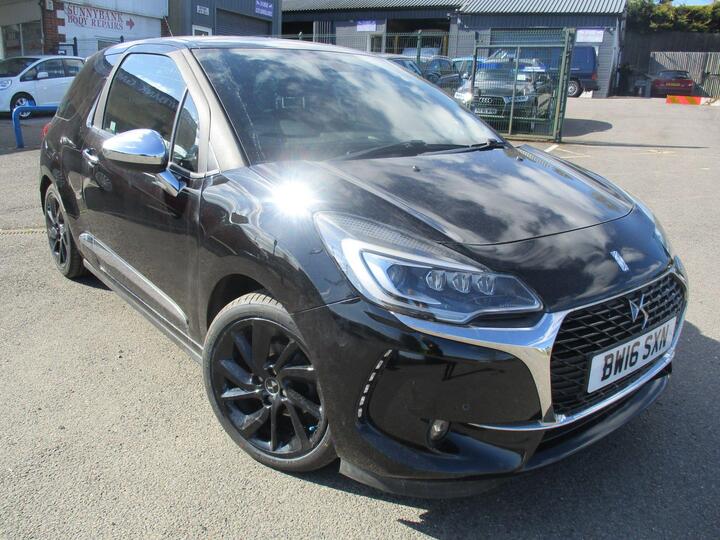DS AUTOMOBILES DS 3 1.2 PureTech Prestige Euro 6 (s/s) 3dr