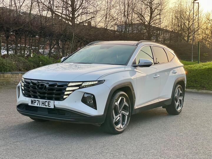 Hyundai TUCSON 1.6 H T-GDi Ultimate Auto Euro 6 (s/s) 5dr Hyundai TUCSON 1.6 H T-GDi Ultimate Auto Euro 6 (s/s) 5dr