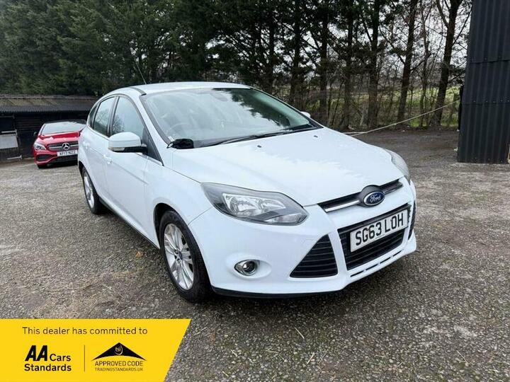 Ford Focus 1.6 Zetec Powershift Euro 5 5dr