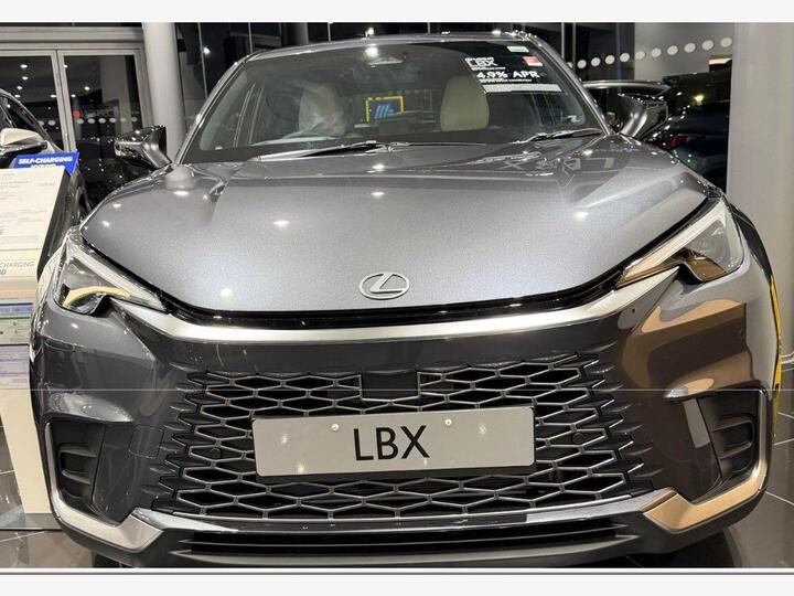 Lexus LBX 1.5 VVT-iE Premium Plus E-CVT Euro 6 (s/s) 5dr