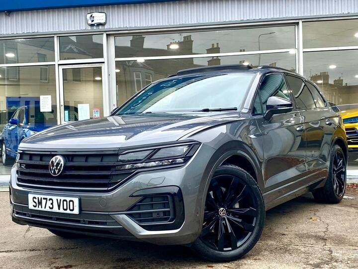 Volkswagen Touareg 3.0 TDI V6 Black Edition Tiptronic 4Motion Euro 6 (s/s) 5dr