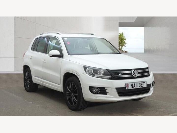 Volkswagen Tiguan 2.0 TDI BlueMotion Tech Sport DSG 4WD Euro 5 (s/s) 5dr