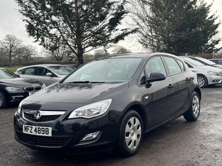 Vauxhall Astra 1.4 16v Exclusiv Euro 5 5dr