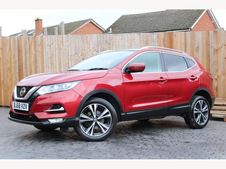 Nissan Qashqai 1.2 DIG-T N-Connecta Euro 6 (s/s) 5dr