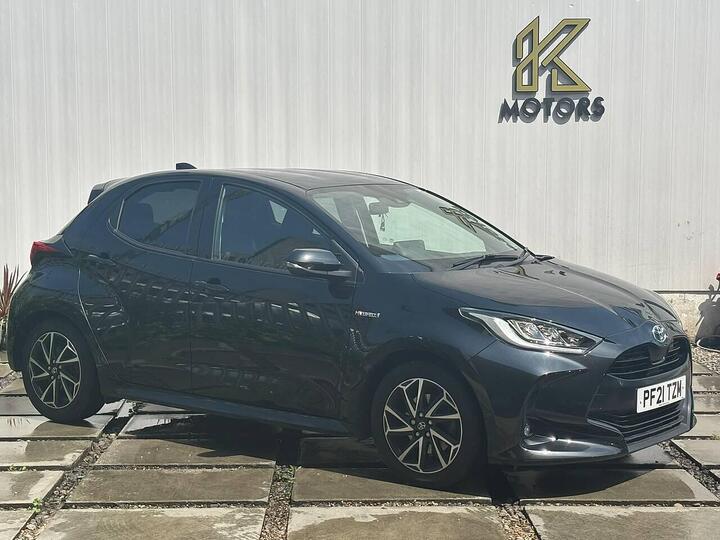 Toyota Yaris 1.5 VVT-h Design E-CVT Euro 6 (s/s) 5dr