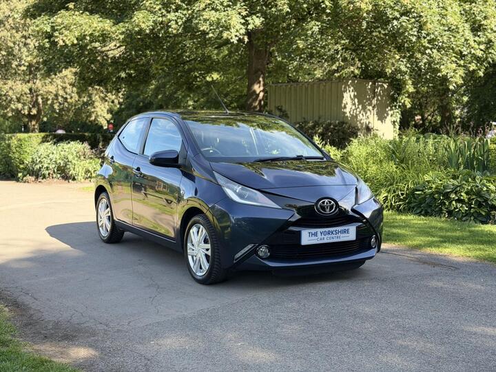 Toyota AYGO 1.0 VVT-i X-pression Euro 5 5dr Euro 5