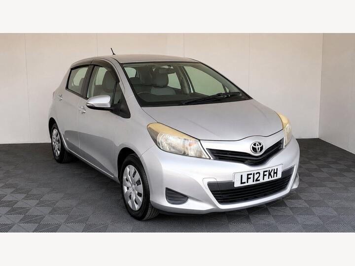 Toyota Yaris 1.0 Dual VVT-i TR Multidrive  Euro 5 5dr