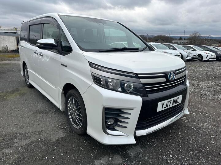 Toyota Voxy 1.8 VVT-h Hybrid 7 Seats Euro 6