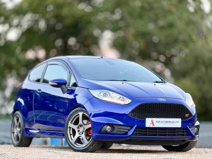 Ford Fiesta 1.6T EcoBoost ST-3 Euro 6 3dr