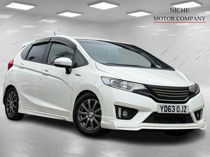 Honda Jazz 1.3h IMA HS Hatchback 5dr Petrol Hybrid CVT Euro 5 (102 Ps)