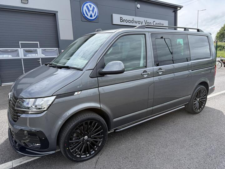 Volkswagen Transporter 2.0 TDI T32 Highline Kombi DSG FWD SWB Euro 6 (s/s) 5dr