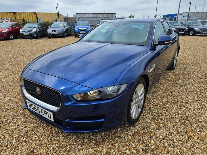 Jaguar XE 2.0d Prestige Euro 6 (s/s) 4dr