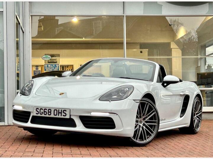 Porsche 718 BOXSTER 2.0T PDK Euro 6 (s/s) 2dr Porsche 718 BOXSTER 2.0T PDK Euro 6 (s/s) 2dr