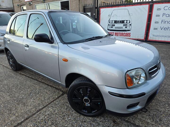 Nissan Micra 1.4 16v S CVT 5dr