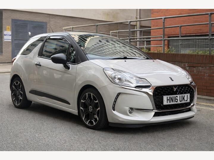 DS AUTOMOBILES DS 3 1.6 BlueHDi Elegance Euro 6 (s/s) 3dr