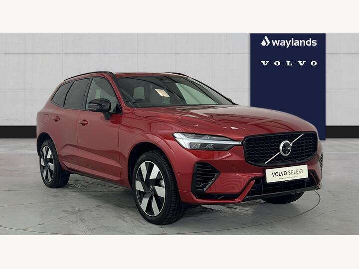 Volvo XC60 2.0h T8 18.8kWh Ultra Dark Auto AWD Euro 6 (s/s) 5dr