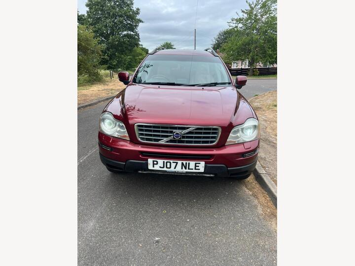 Volvo XC90 2.4 D5 SE Lux Geartronic AWD 5dr