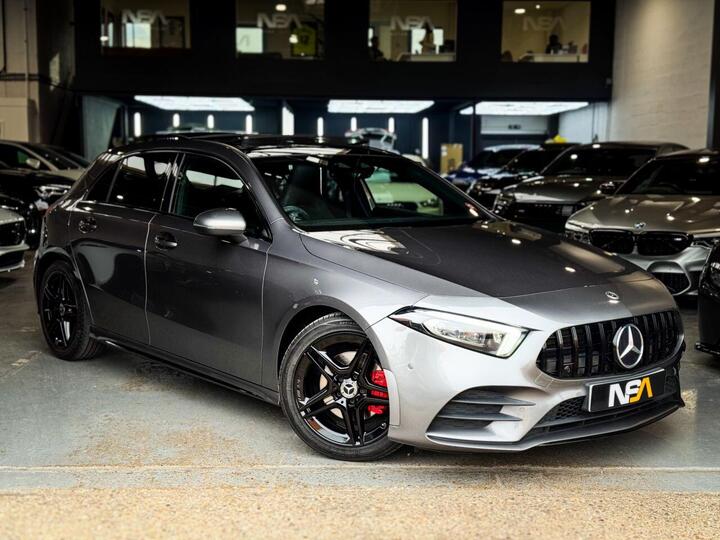 Mercedes-Benz A-CLASS 2.0 A200d AMG Line (Premium) 8G-DCT Euro 6 (s/s) 5dr