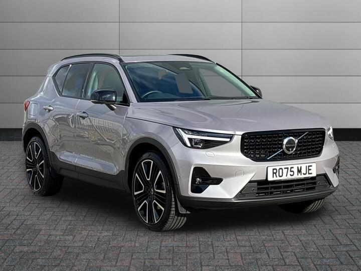 Volvo XC40 2.0 B4 MHEV Ultra Dark DCT Auto Euro 6 (s/s) 5dr
