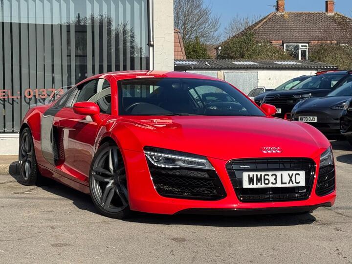 Audi R8 4.2 FSI V8 S Tronic Quattro Euro 5 2dr