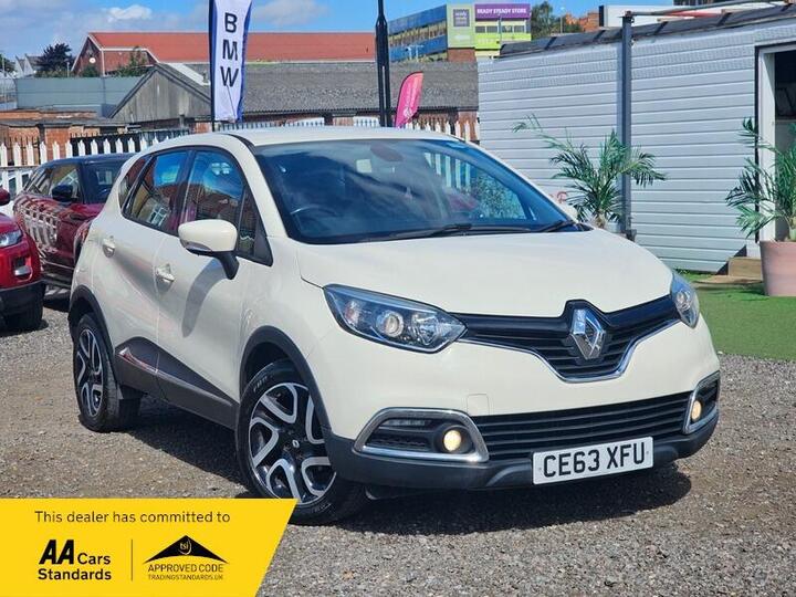 Renault Captur 0.9 TCe ENERGY Dynamique MediaNav Euro 5 (s/s) 5dr