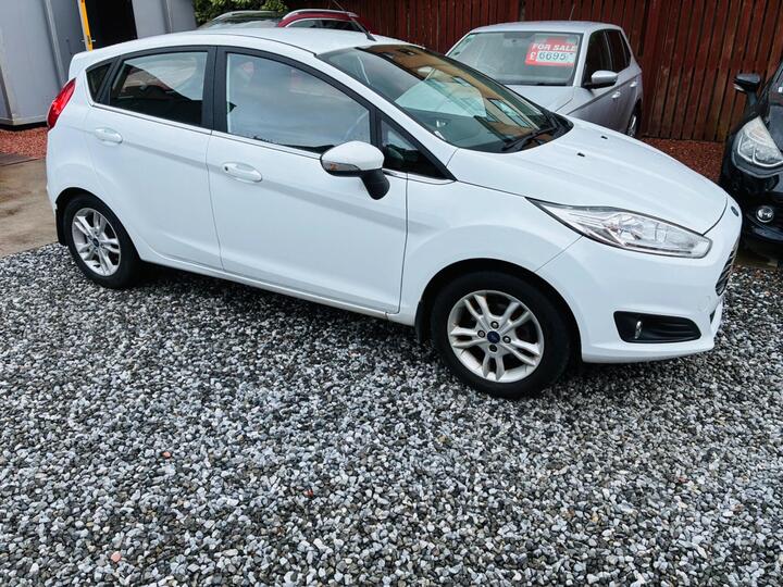 Ford Fiesta 1.25 Zetec Euro 6 5dr
