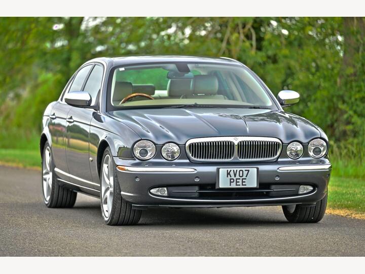 Jaguar XJ 8 Executive