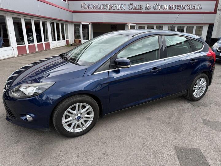 Ford FOCUS 1.0T EcoBoost Titanium Euro 5 (s/s) 5dr