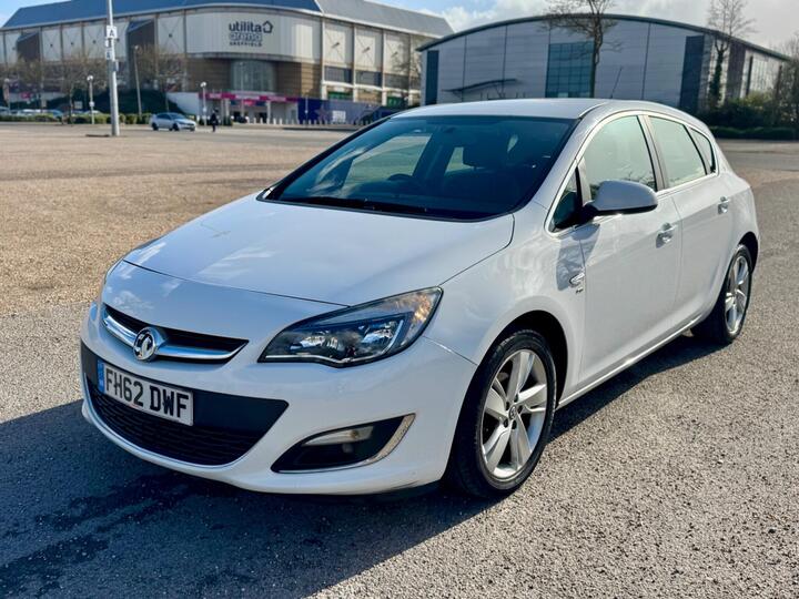 Vauxhall Astra 1.6 16v SRi Euro 5 5dr