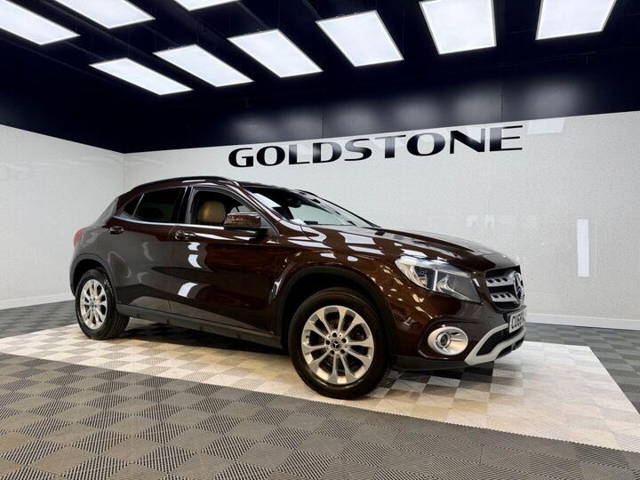 Mercedes-Benz GLA 1.6 GLA200 SE (Executive) Euro 6 (s/s) 5dr