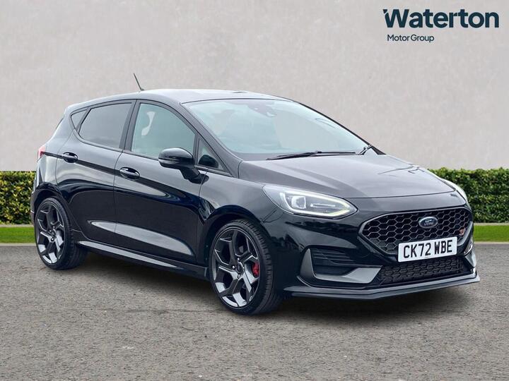 Ford Fiesta 1.5T EcoBoost ST-3 Euro 6 (s/s) 5dr Ford Fiesta 1.5T EcoBoost ST-3 Euro 6 (s/s) 5dr