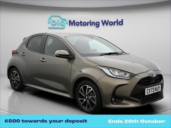 Toyota Yaris 1.5 VVT-h Design E-CVT Euro 6 (s/s) 5dr