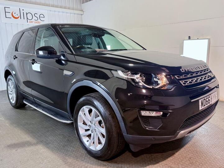 Land Rover DISCOVERY SPORT 2.0 TD4 SE Tech 4WD Euro 6 (s/s) 5dr Land Rover DISCOVERY SPORT 2.0 TD4 SE Tech 4WD Euro 6 (s/s) 5dr