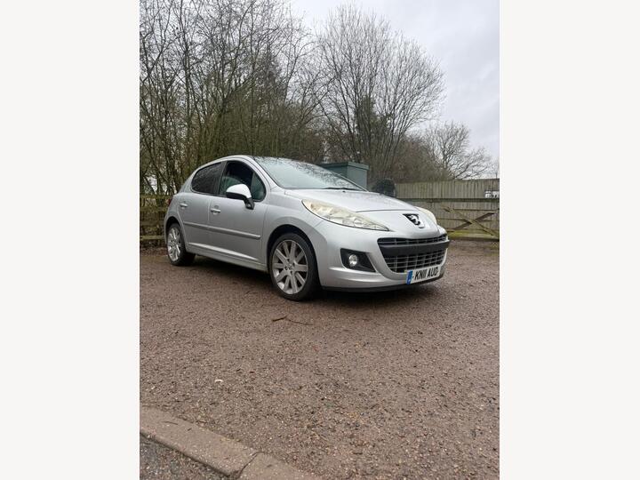 Peugeot 207 1.6 HDi Allure Euro 5 5dr Peugeot 207 1.6 HDi Allure Euro 5 5dr