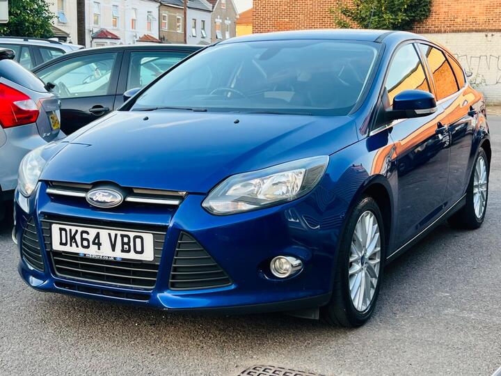 Ford Focus 1.0T EcoBoost Zetec Euro 5 (s/s) 5dr
