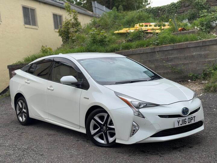 Toyota Prius 1.8 VVT-h Business Edition Hatchback 5dr Petrol Hybrid CVT Euro 6 (s/s) (122 Ps)