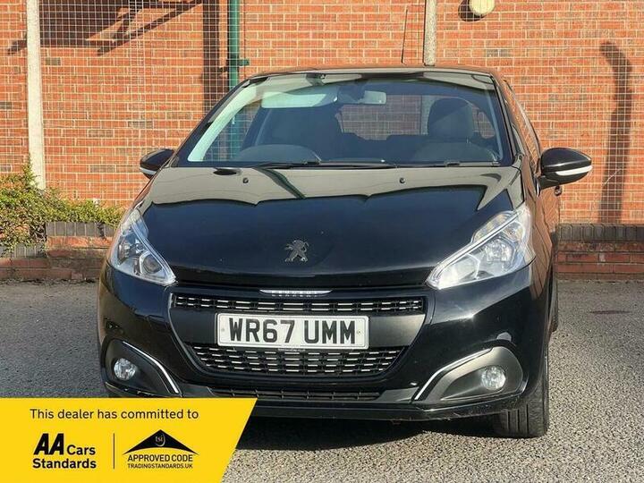 Peugeot 208 1.2 PureTech Black Edition Euro 6 3dr