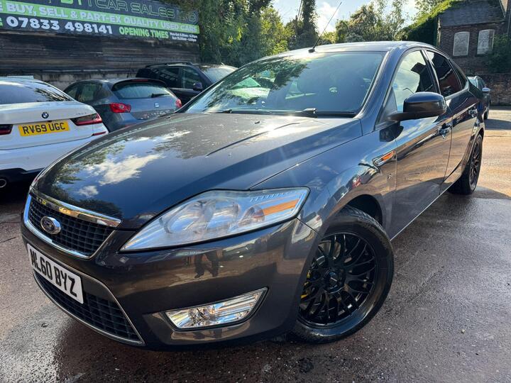 Ford Mondeo 2.0 TDCi Zetec Powershift 5dr